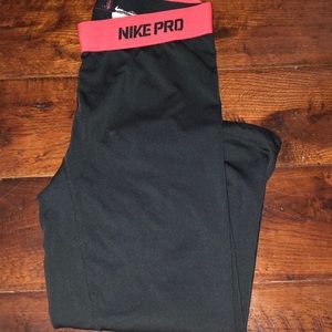 Nike Capri Leggings